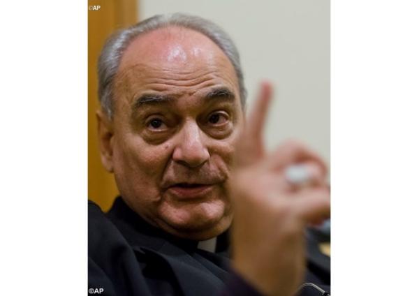 Mons. Sorondo: Pápež nie je naľavo či napravo, sleduje evanjelium