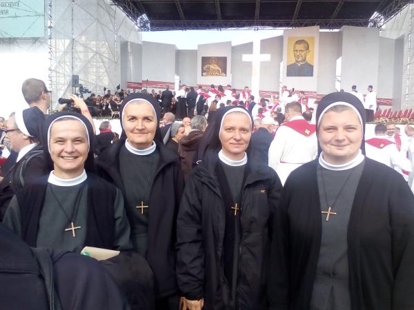 Komunita sestier v Lendaku