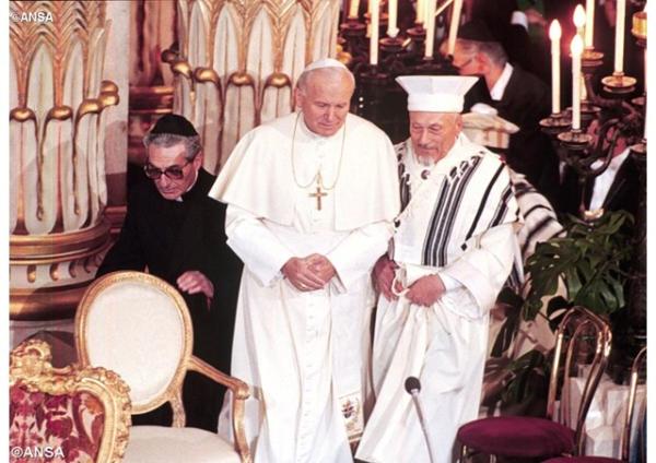 Vo Vatikáne otvorili výstavu Ján Pavol II. a židovský národ
