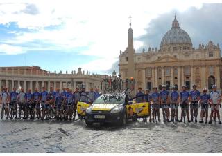 Slovenskí cyklisti z Don Bosco Tour sú v Ríme, zachránili tri životy!