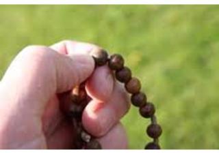Rok milosrdenstva bude na Námestí sv. Petra sprevádzaný dennou modlitbou ruženca