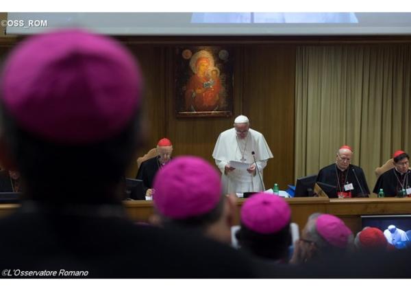 Úvodné slová pápeža synodálnym otcom: Umožniť pôsobenie Ducha Svätého