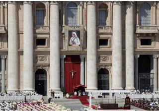 Pápež František dnes vyhlásil Matku Terezu z Kalkaty za svätú