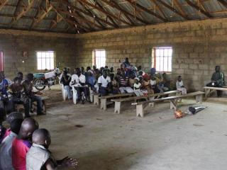 Militanti bránia kresťanom v Nigérii chodiť do školy