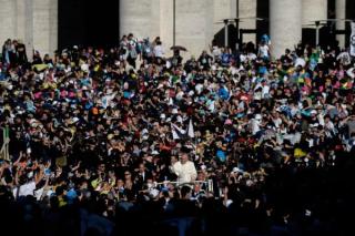 Nebojte sa, detičky moje, žiť Sviatosti; lebo, mnohí z Vás, už neprijímajú Sviatosti!